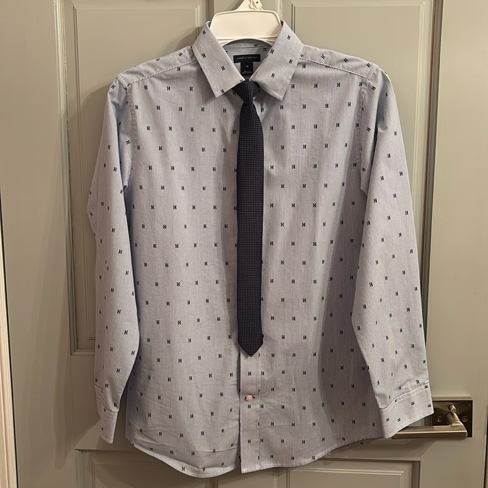 Boys seersucker button down shirt and tie set 16